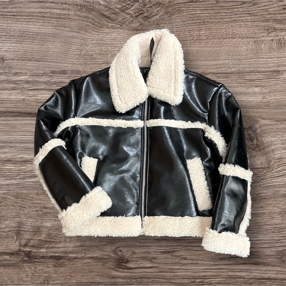 Black and Cream Women's Shearling Jacket - Picture 1 of 4